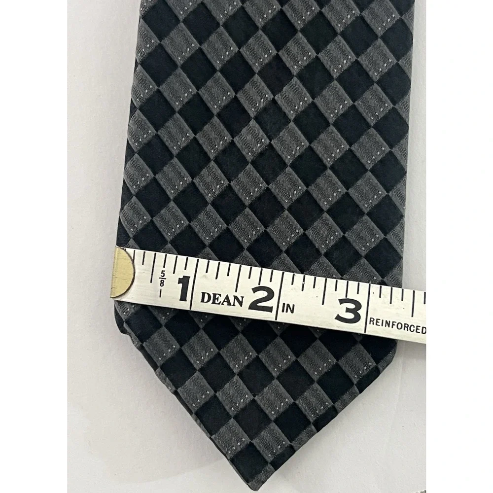 Calvin Klein Men's Necktie Black Gray Checkered Geometric 100% Silk